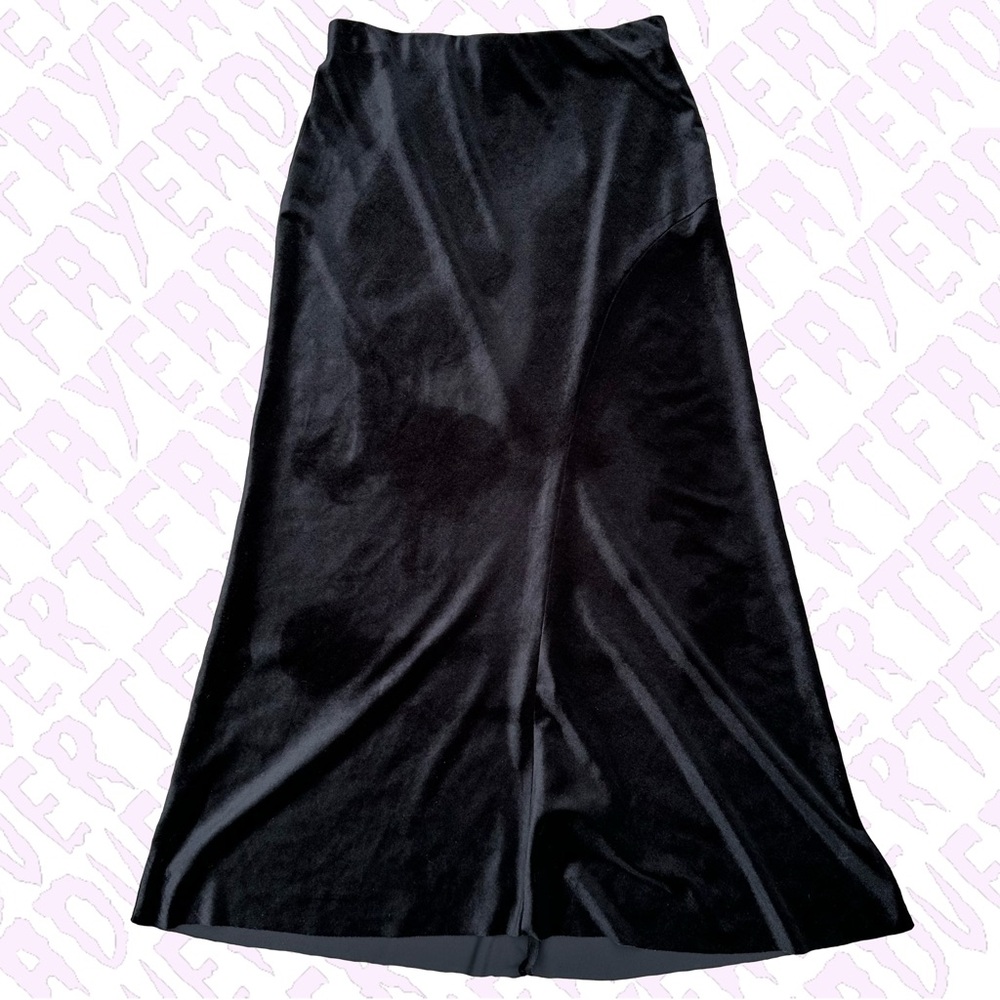 Black Velvet Maxi Skirt Goth Gothic Whimsygoth Zara Small Stretchy Waist 🌷